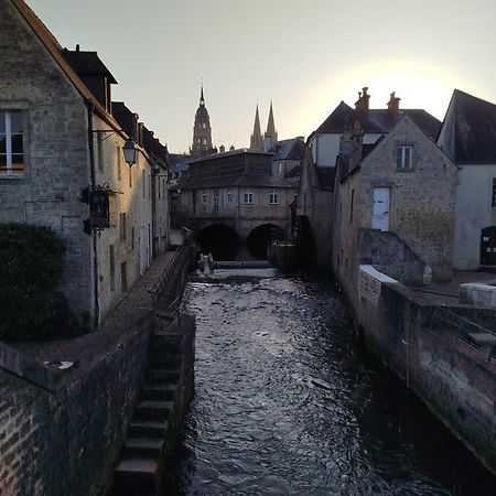 Logis Proche Des Plages Du Debarquement Vaucelles Экстерьер фото